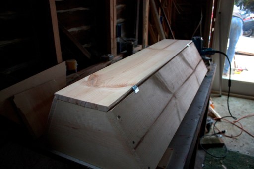 Hive bottom in place