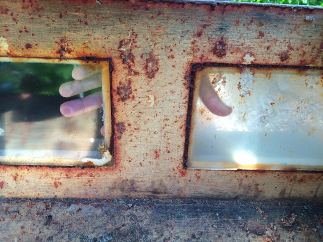 Left window cleaned with vegetable oil!